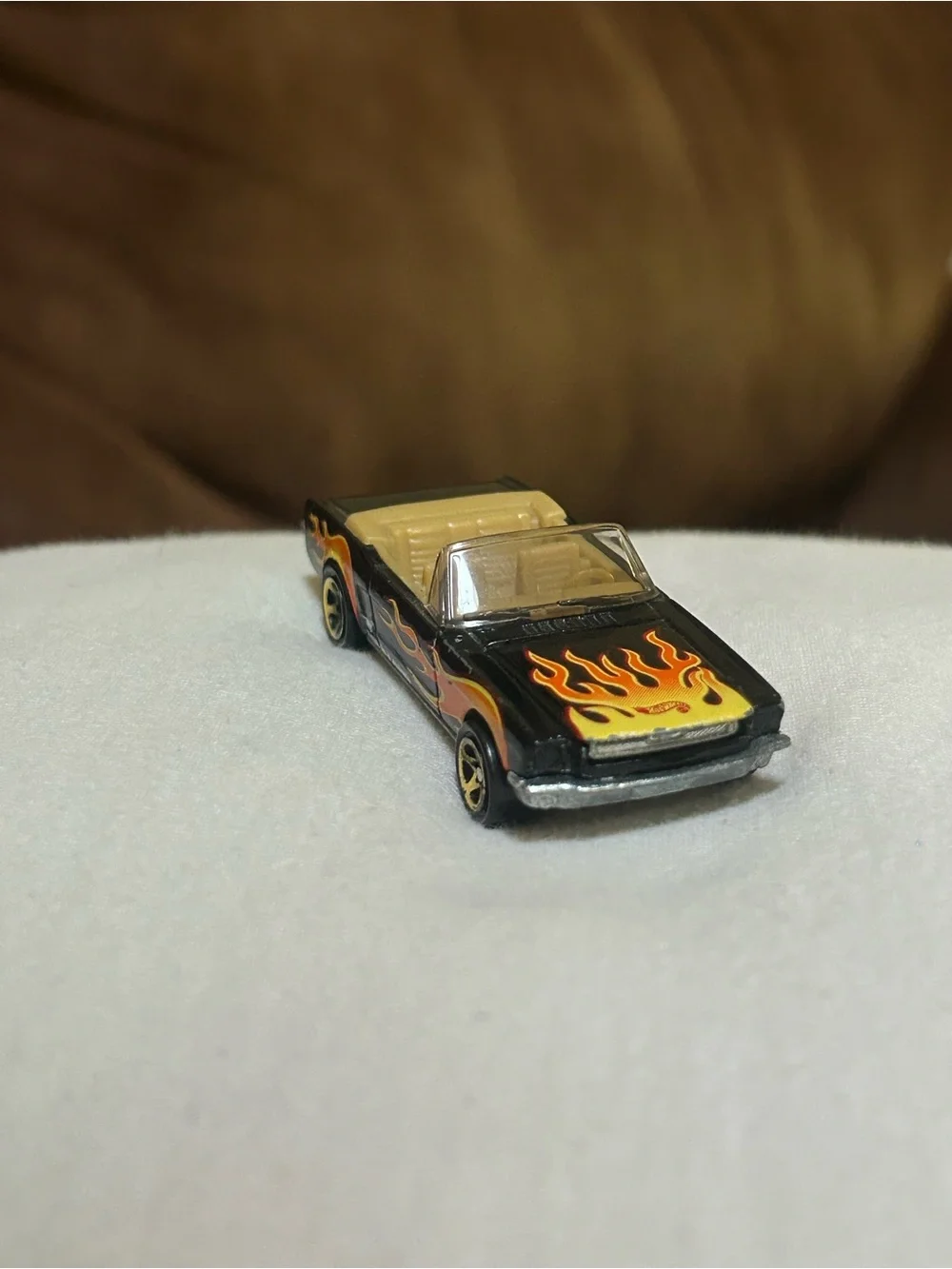 Hot Wheels '65 Black Mustang Convertible with Flames